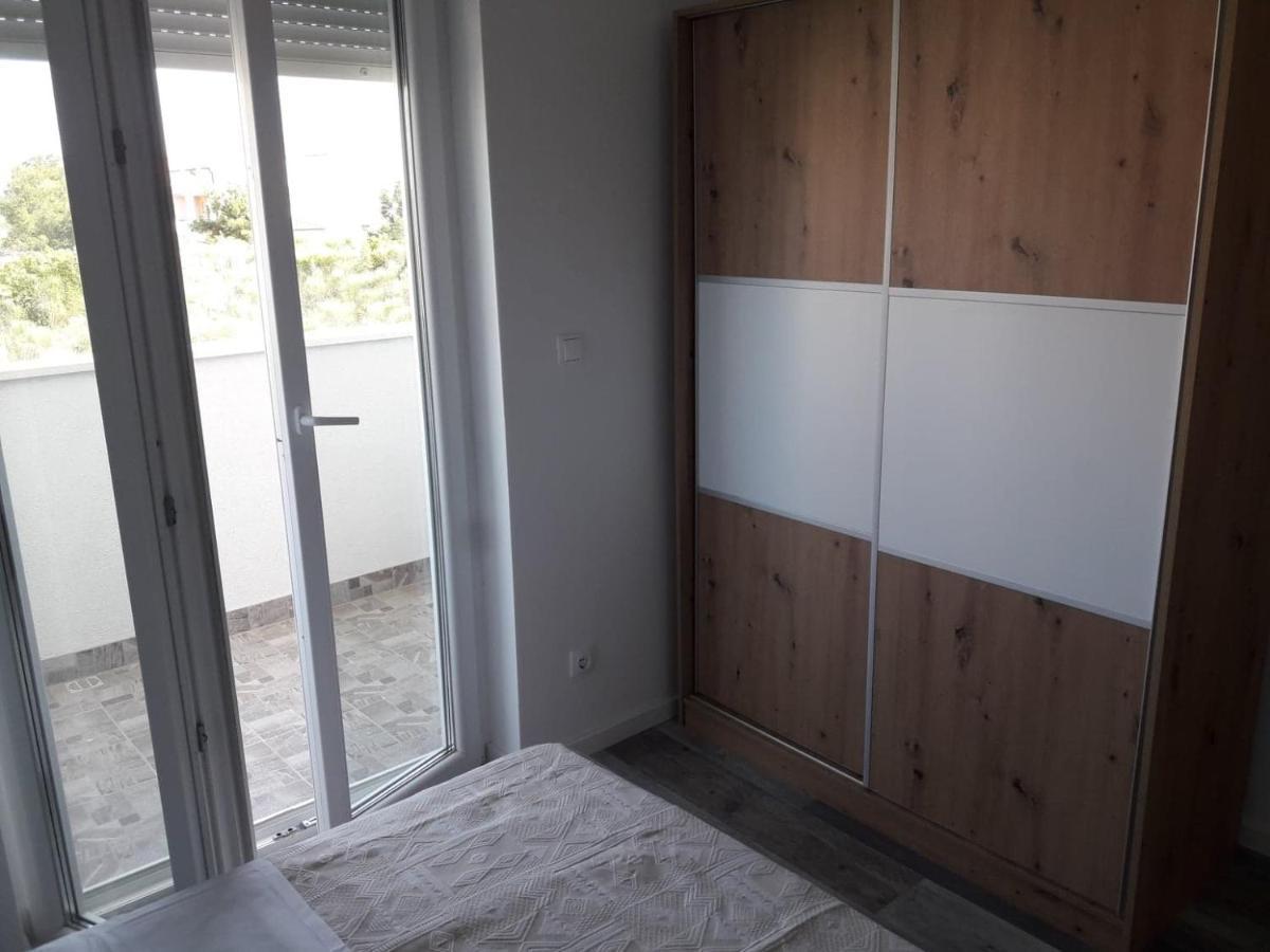 Apartman Sandra Vodice Eksteriør bilde
